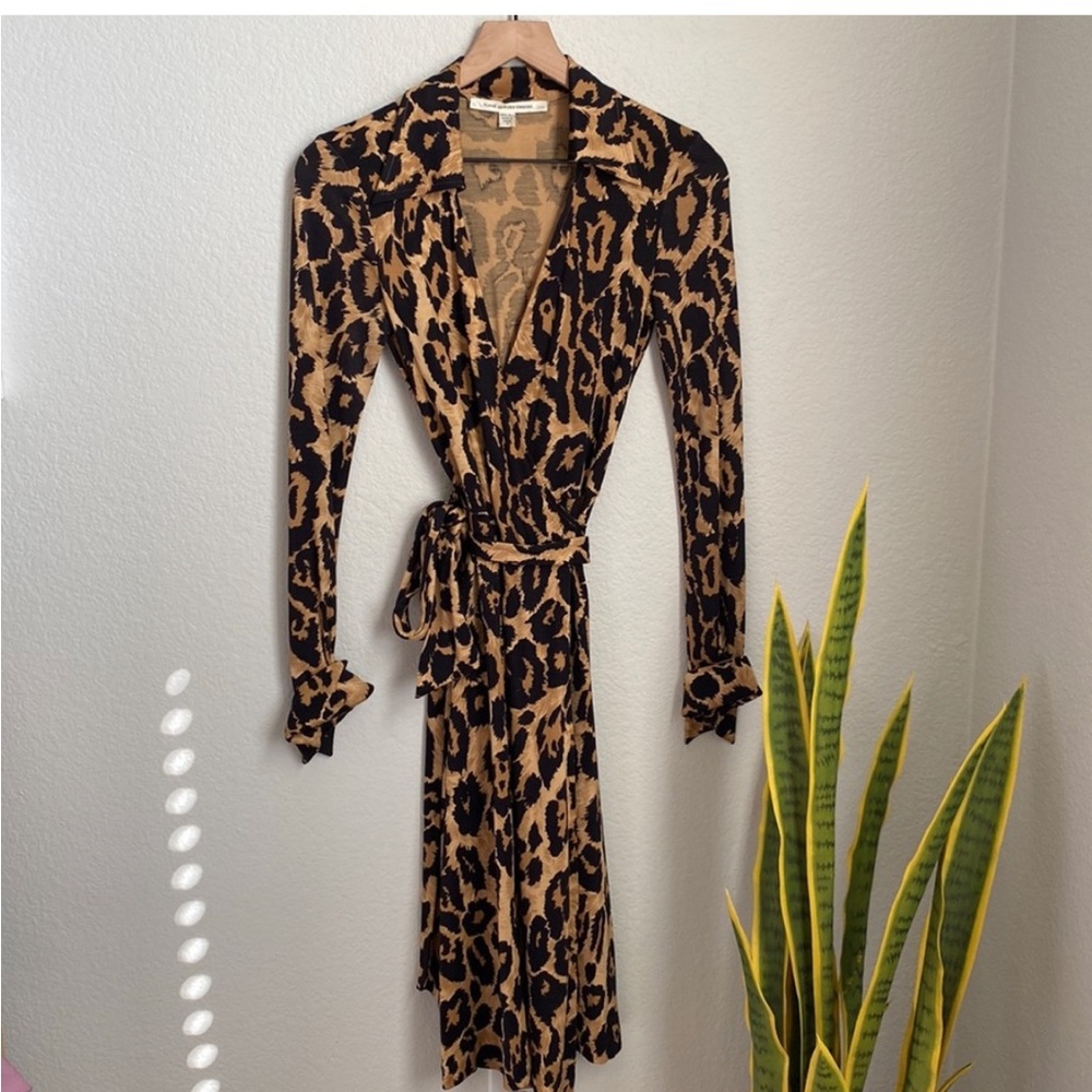 Vintage Diane Von Furstenberg Leopard Tie Wrap Dress Size 6